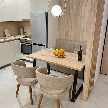 アパート Chiara *