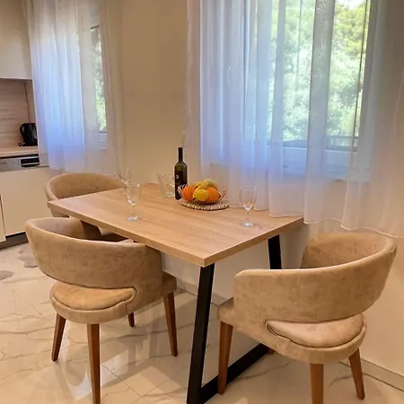 Chiara アパート *