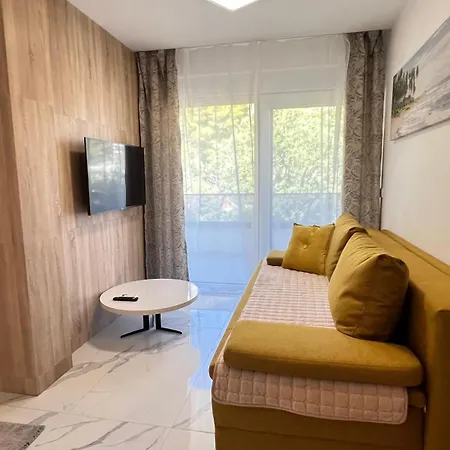 Chiara Apartamento Baška Voda